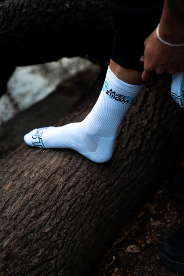 AQUA SOCKS WHITE